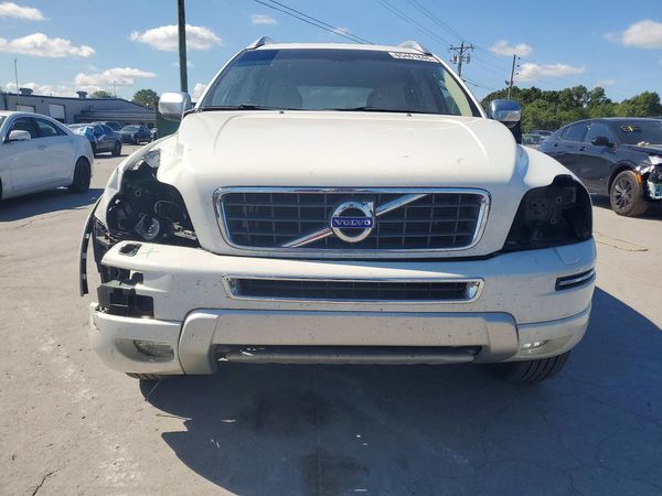 2013 VOLVO XC90