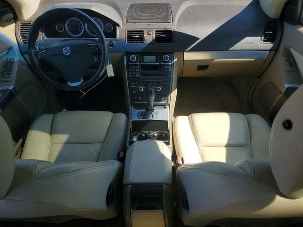 2013 VOLVO XC90
