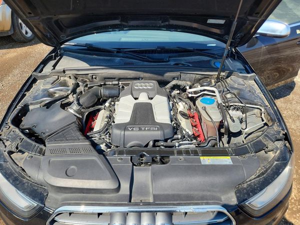 2015 AUDI S4