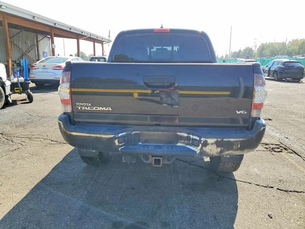 2015 TOYOTA TACOMA Delux Grade — DIRR