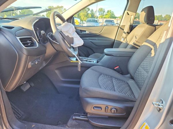 2021 CHEVROLET EQUINOX LT (1LT) — DENT