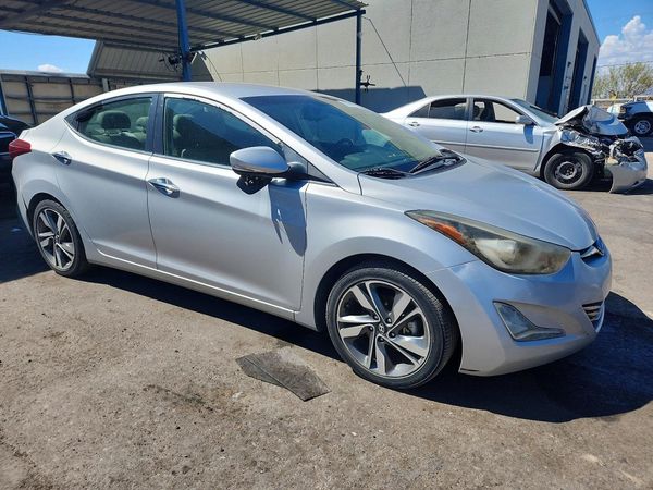 2014 HYUNDAI ELANTRA