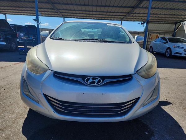 2014 HYUNDAI ELANTRA