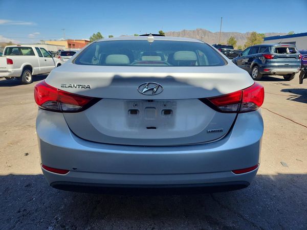 2014 HYUNDAI ELANTRA