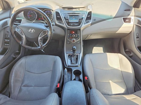 2014 HYUNDAI ELANTRA