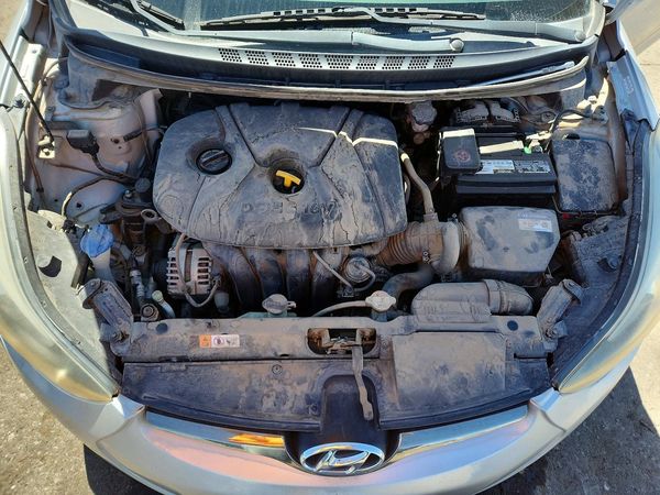 2014 HYUNDAI ELANTRA