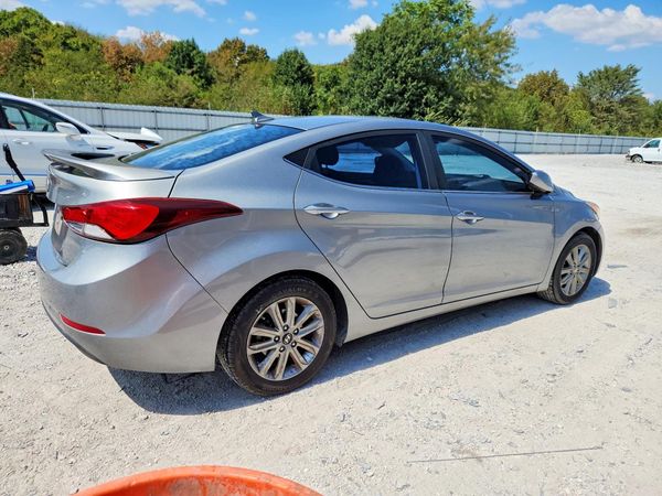 2015 HYUNDAI ELANTRA GLS(Middle)