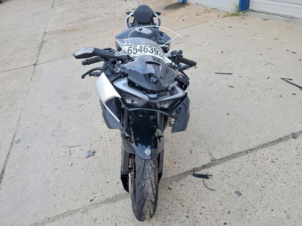 2026 CF MOTO 675SS