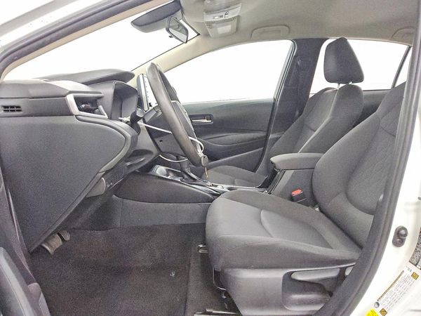 2020 TOYOTA COROLLA LE — DENT