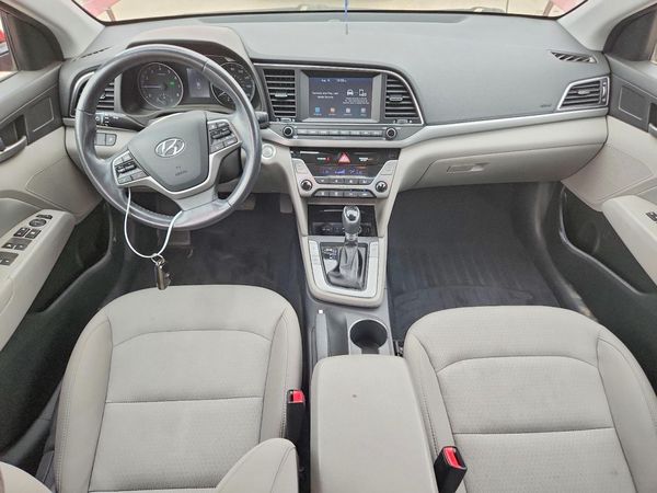 2018 HYUNDAI ELANTRA