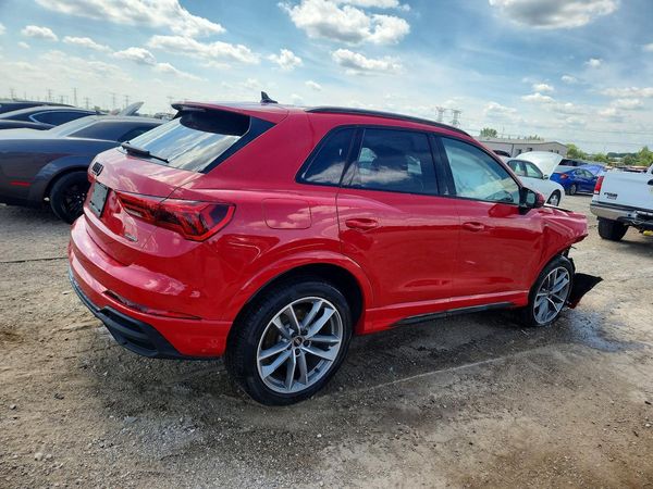2024 AUDI Q3