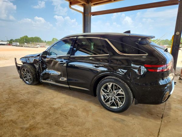2024 GENESIS GV70