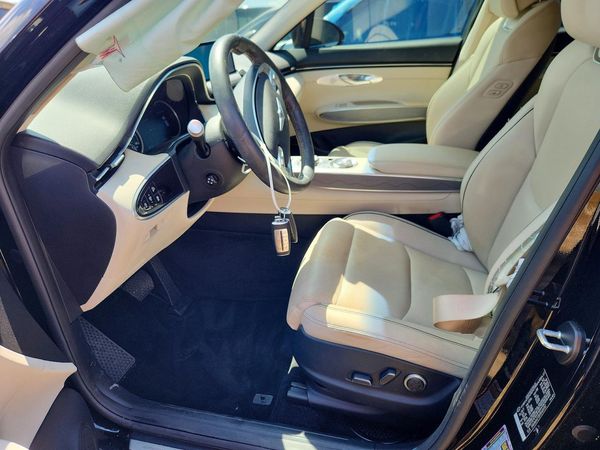 2024 GENESIS GV70