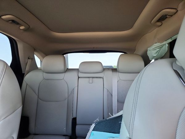 2024 GENESIS GV70
