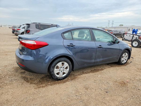 2016 KIA FORTE GL (Middle-Low Grade)