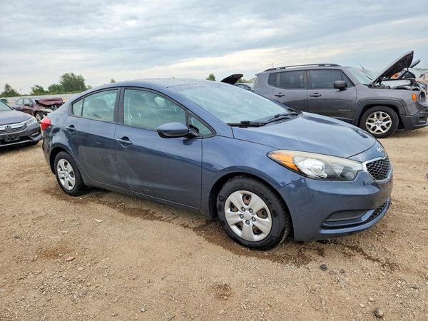 2016 KIA FORTE GL (Middle-Low Grade)