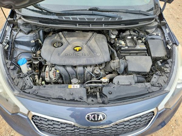 2016 KIA FORTE GL (Middle-Low Grade)