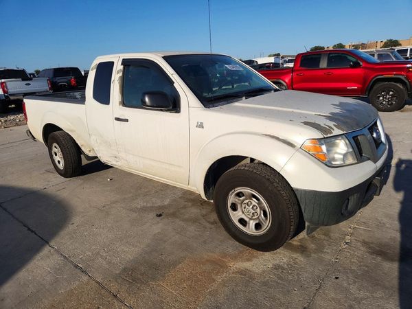 2018 NISSAN FRONTIER