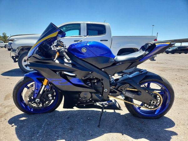 2019 YAMAHA YZF600