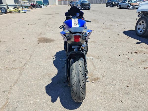 2019 YAMAHA YZF600