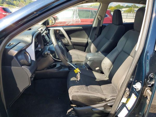 2018 TOYOTA RAV4 LE