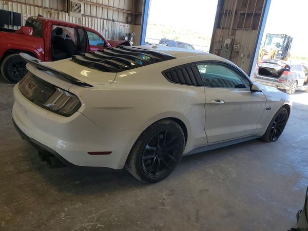 2020 FORD MUSTANG