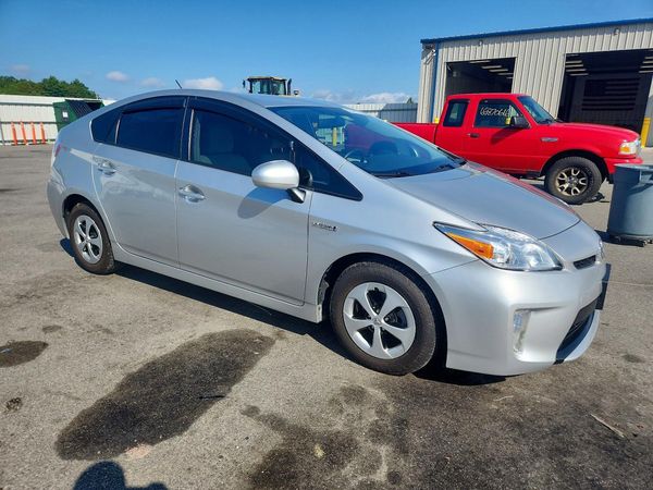 2014 TOYOTA PRIUS