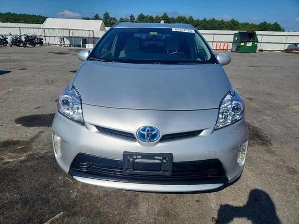 2014 TOYOTA PRIUS