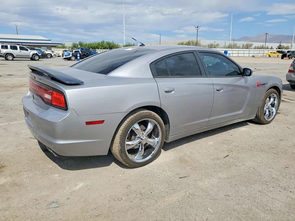 2013 DODGE CHARGER