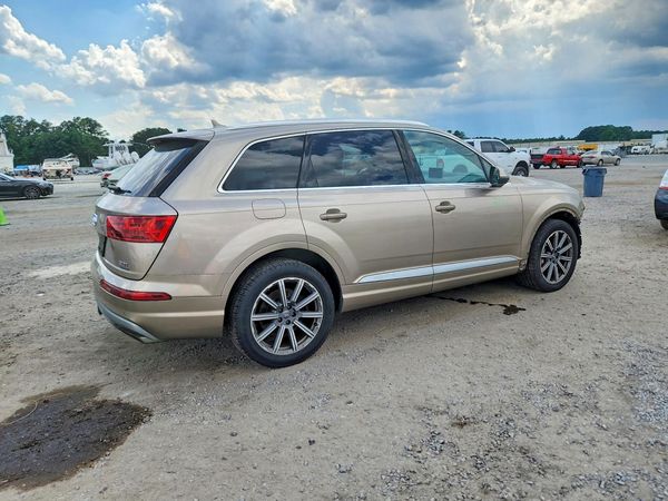 2018 AUDI Q7 quattro Prestige