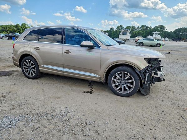 2018 AUDI Q7 quattro Prestige