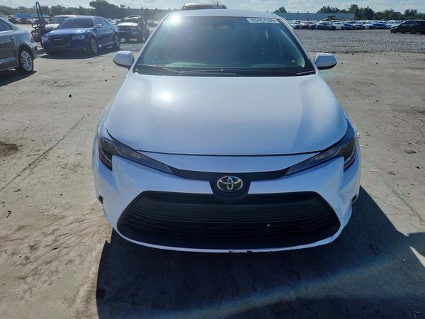 2025 TOYOTA COROLLA