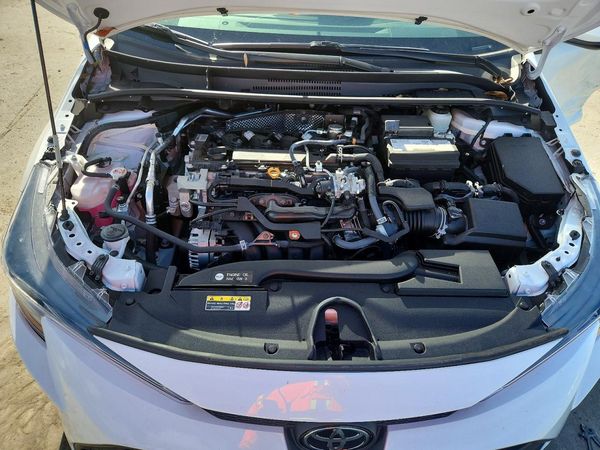 2025 TOYOTA COROLLA