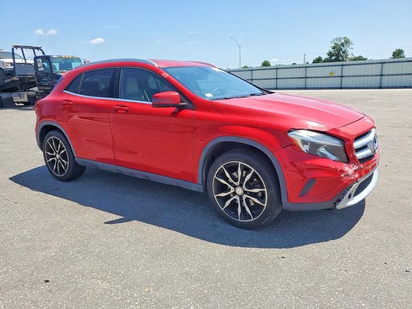 2015 MERCEDES-BENZ GLA GLA250 4-MATIC