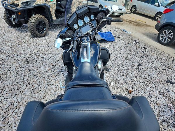2015 HARLEY-DAVIDSON FLHTK