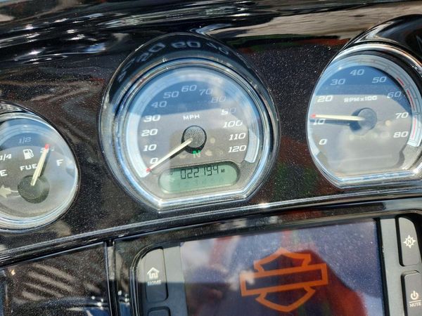 2015 HARLEY-DAVIDSON FLHTK