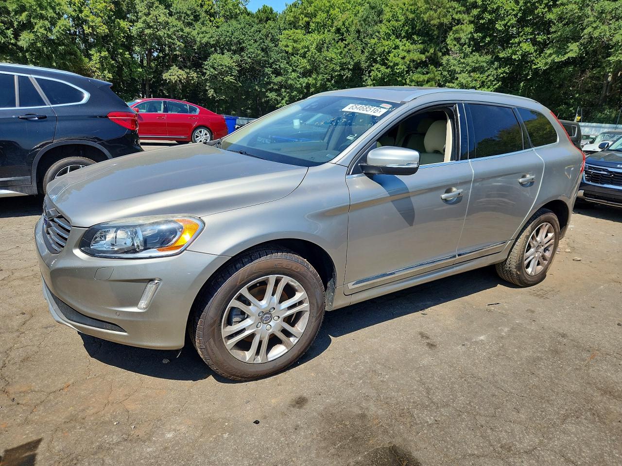 2017 VOLVO XC90