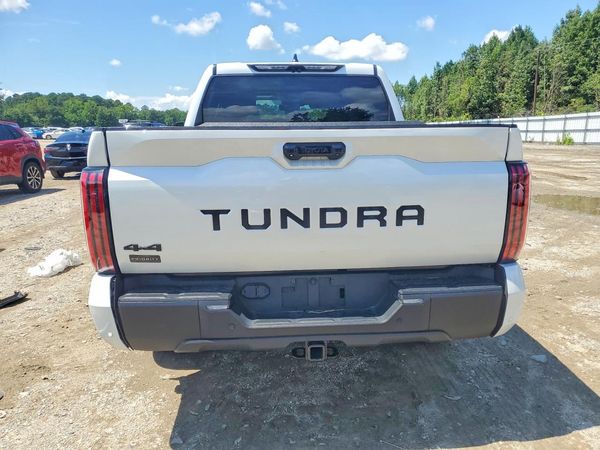 2024 TOYOTA TUNDRA