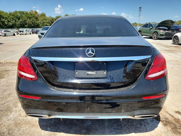 2025 MERCEDES-BENZ 300