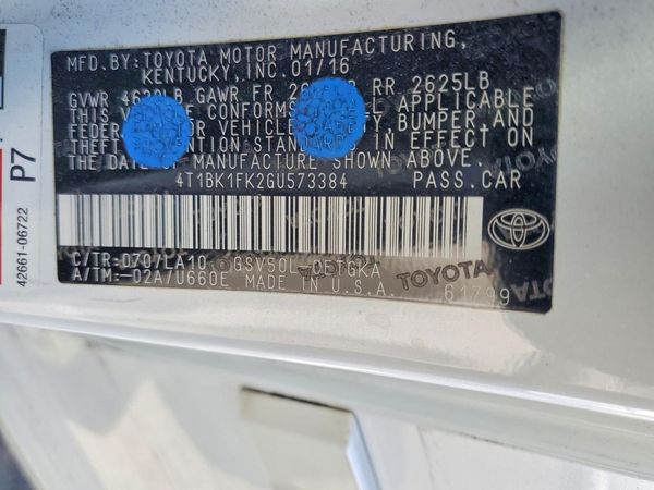 2016 TOYOTA CAMRY