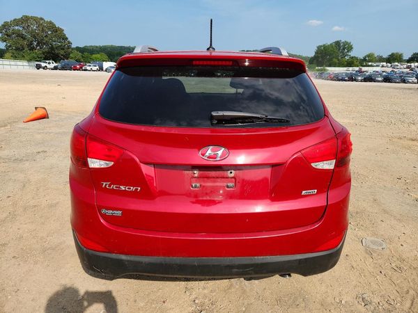 2015 HYUNDAI TUCSON GLS (Middle)