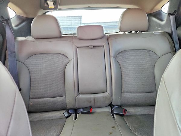2015 HYUNDAI TUCSON GLS (Middle)