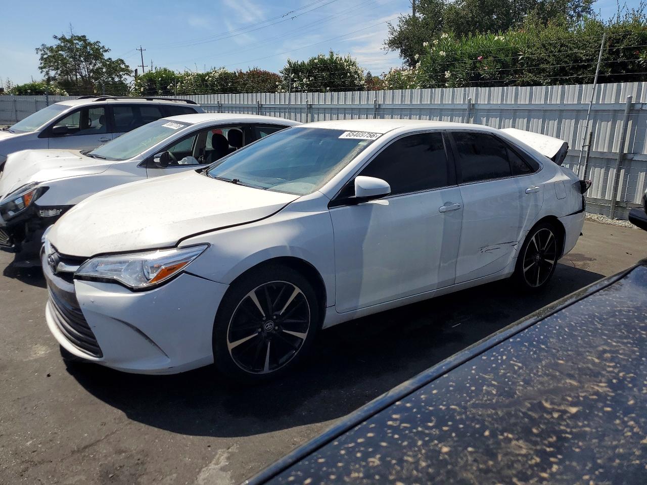 2016 TOYOTA CAMRY