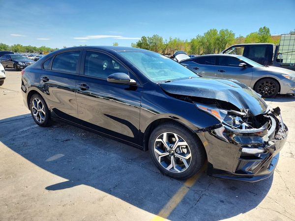 2021 KIA FORTE FE, LXS