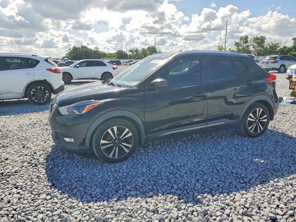 2019 NISSAN KICKS