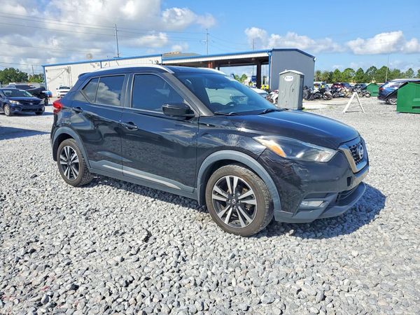 2019 NISSAN KICKS