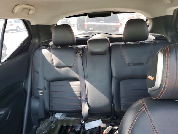 2019 NISSAN KICKS