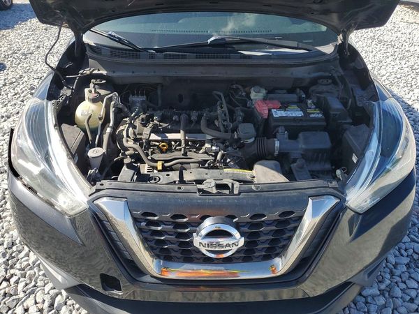 2019 NISSAN KICKS