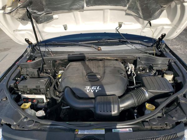 2012 JEEP GRAND CHER Laredo — Engine bay