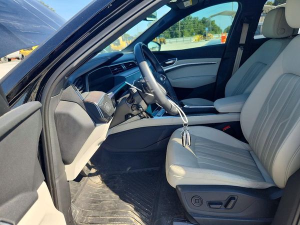 2024 AUDI Q8 E-TRON
